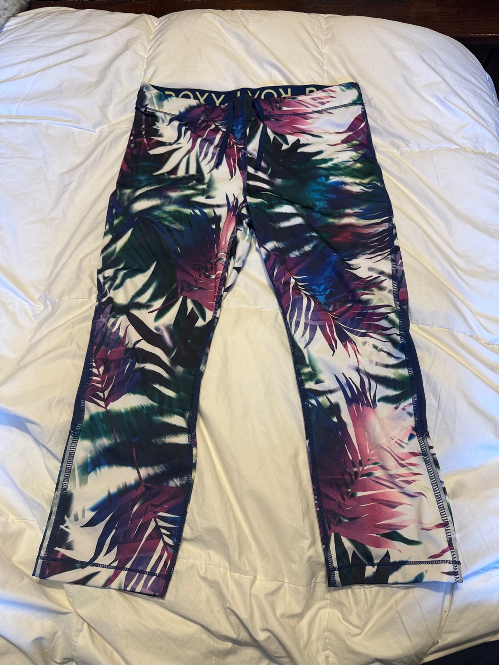Roxy Tropical Print Sports Bra & Leggings Set - Multicolor - Picture 5 of 11